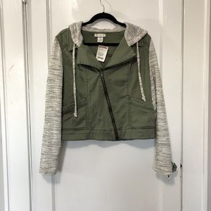 Army Green Cloth-sleeved Jacket!
